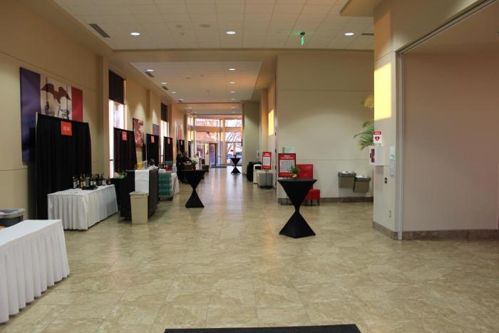 holiday inn des moines airport conf center by ihg