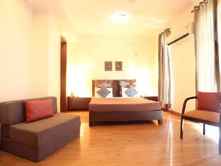 perch service apartment sector 40