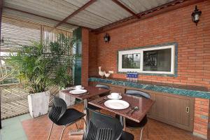 perch service apartment sector 40