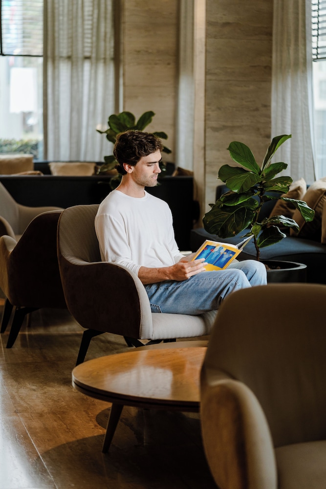 pullman vina del mar san martin ex atton