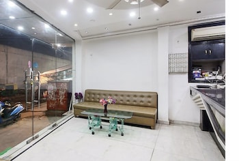 Hotel Sunrise Dx @ Opposite New Delhi Railway Station,,3 star