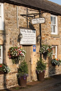 holly bush inn