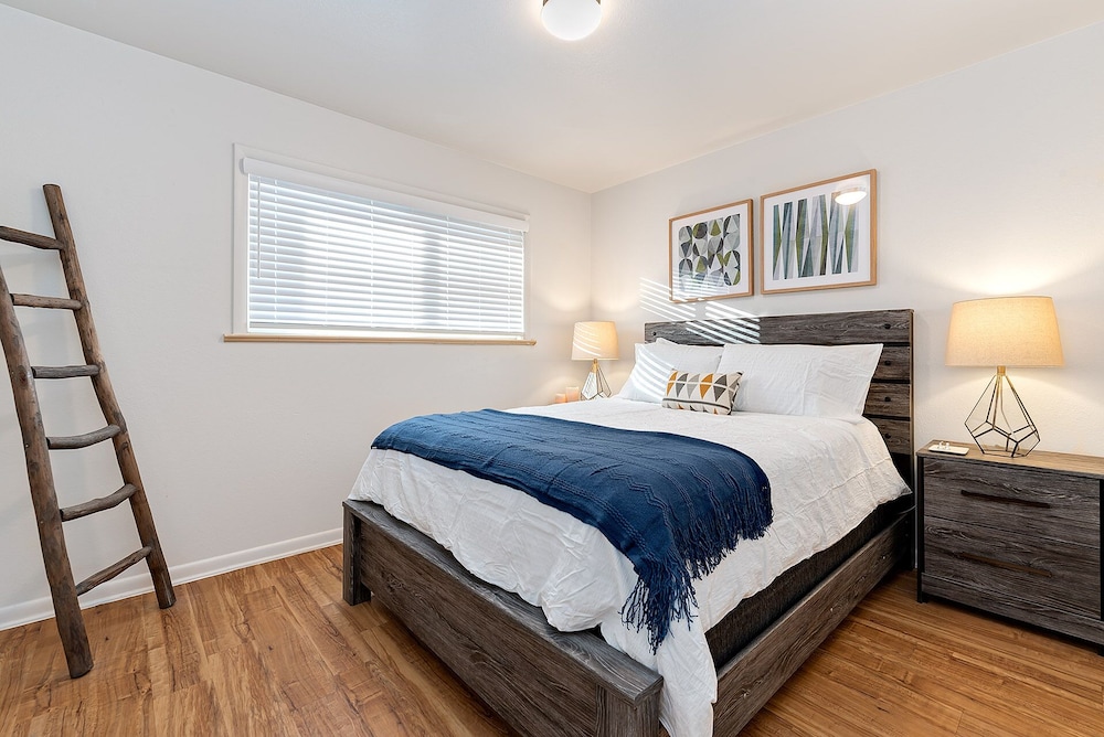 centrally located townhome near pvh dog friendly