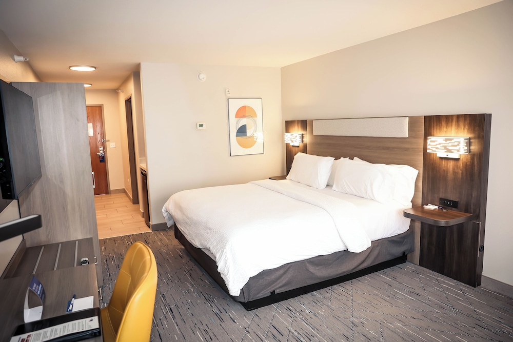 holiday inn express hotel and suites douglas by ihg