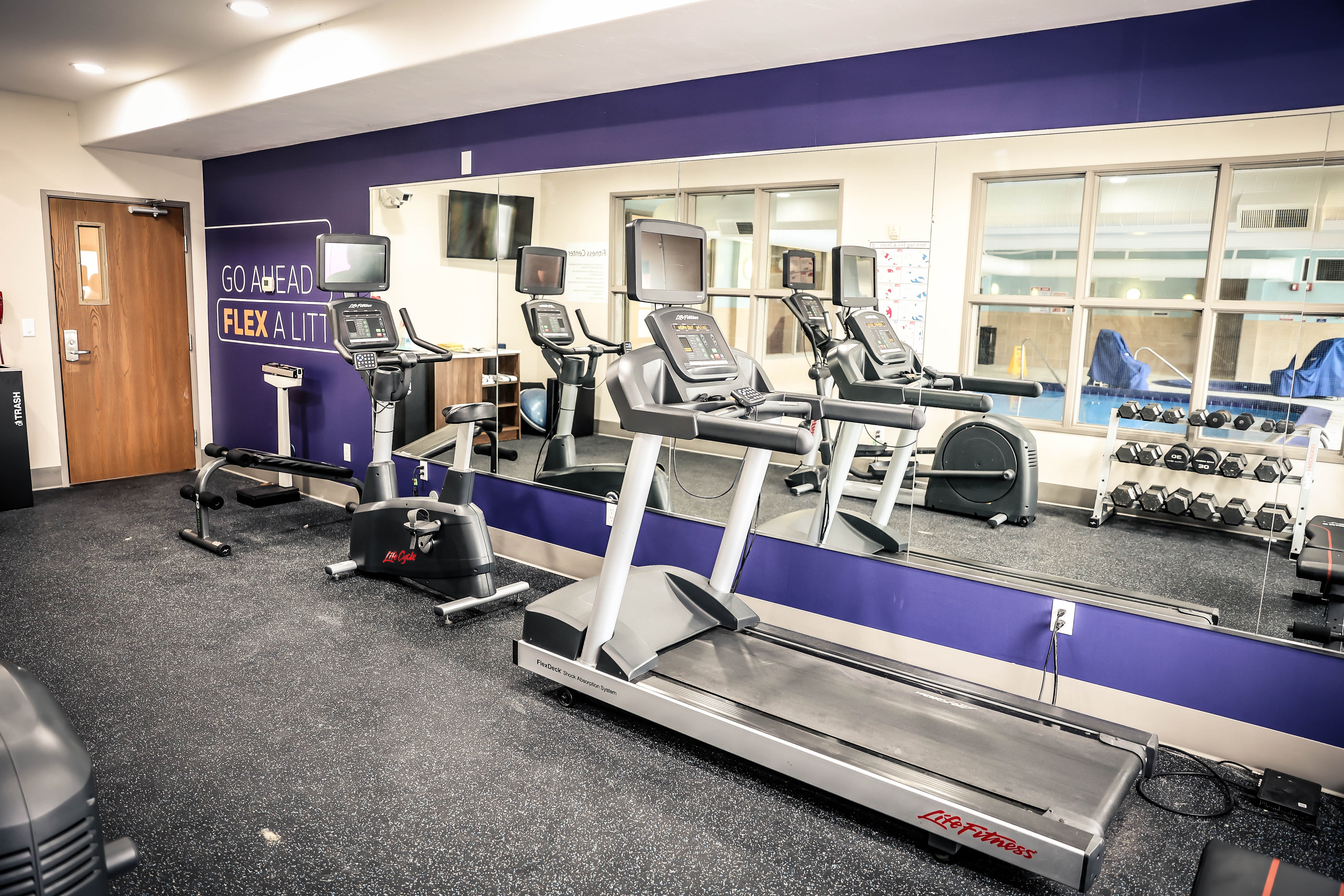 holiday inn express hotel and suites douglas by ihg