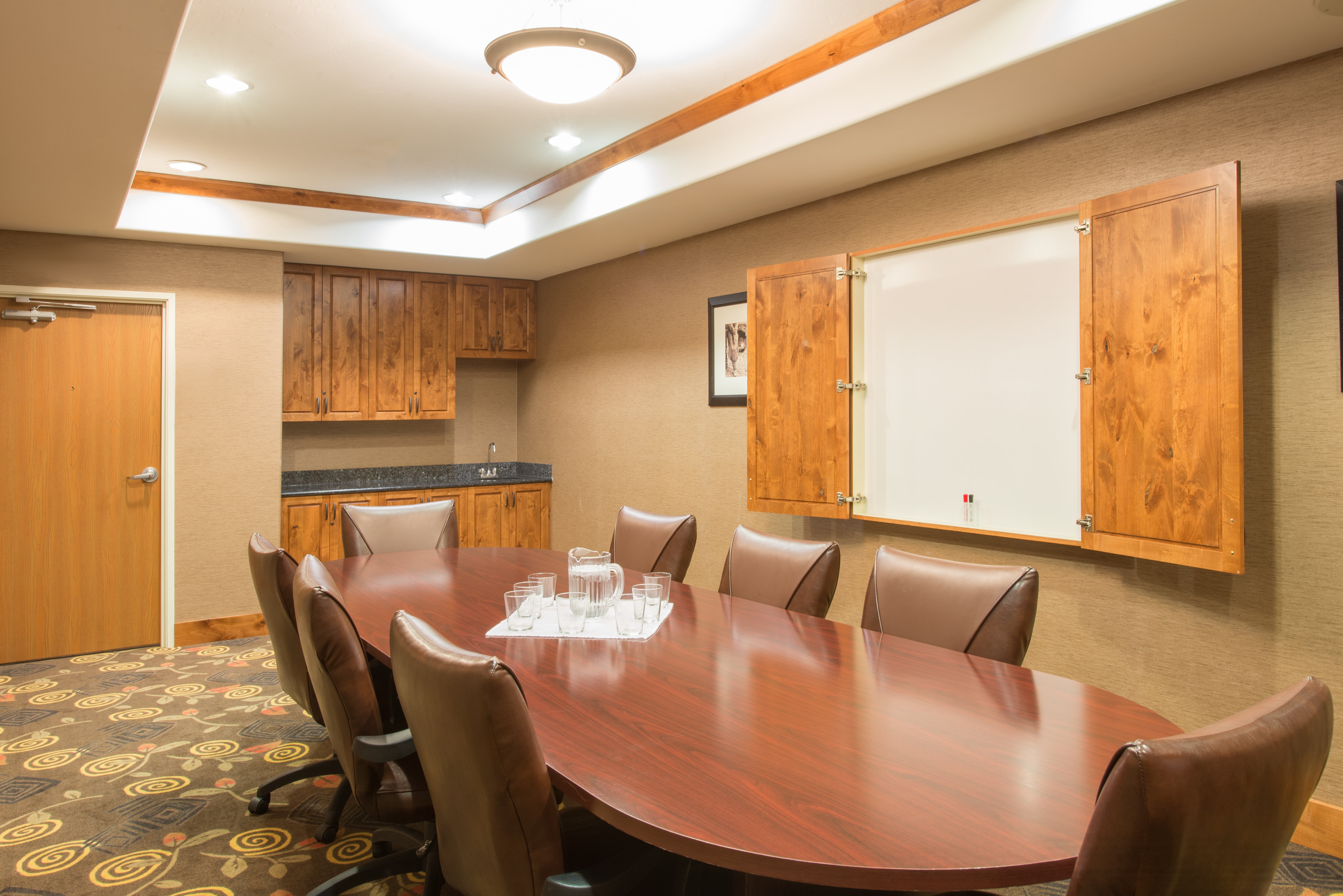 holiday inn express hotel and suites douglas by ihg
