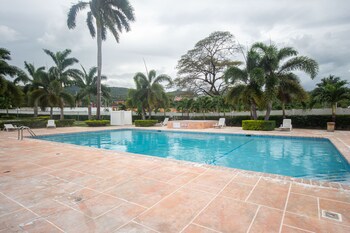 123 drax hall country club villa