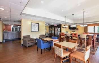 Hampton Inn Dry Ridge,Covington>>Cincinnati,3 star
