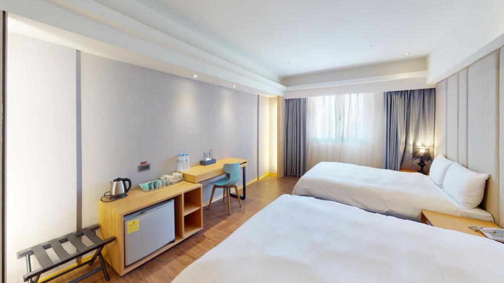 fish hotel kaohsiung