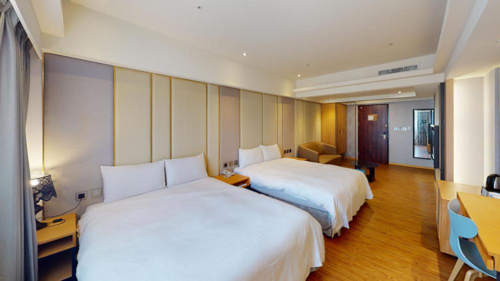 fish hotel kaohsiung