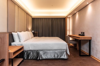 fish hotel kaohsiung