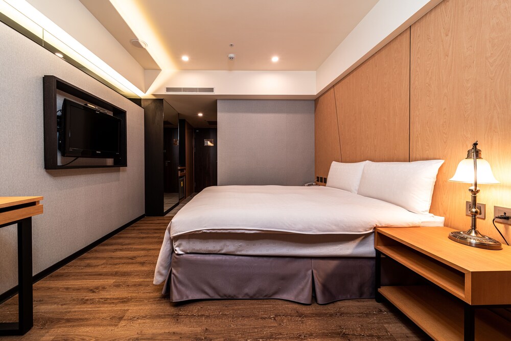 fish hotel kaohsiung