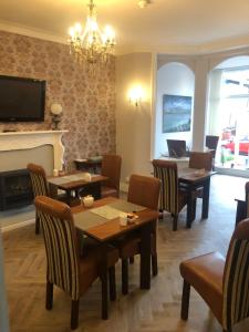 Number42,North West England>>Blackpool,3 star