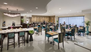 savoy crest hotel apartments