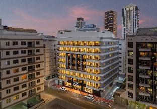 savoy crest hotel apartments