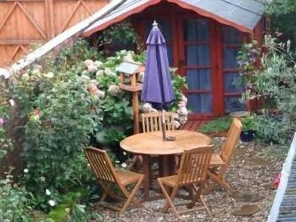 the burnside guest house
