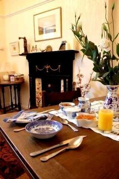 the burnside guest house