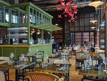 25hours hotel paper island