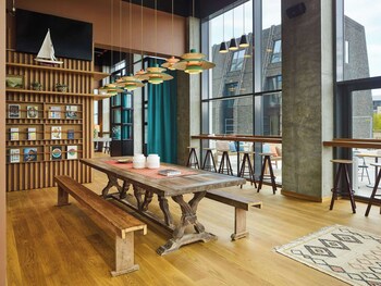 25hours hotel paper island