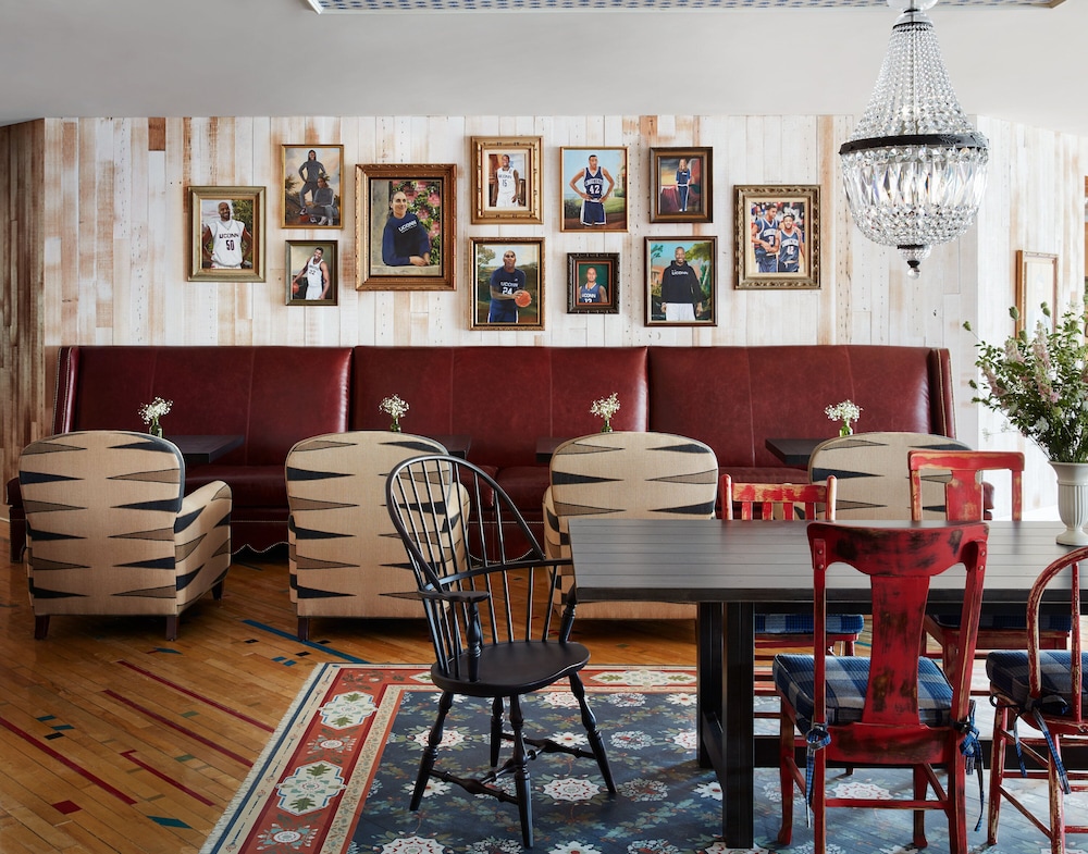 graduate by hilton storrs