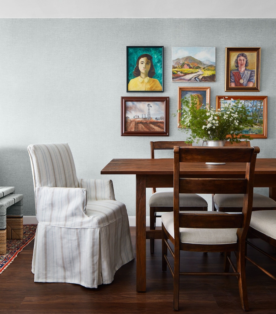 graduate by hilton storrs