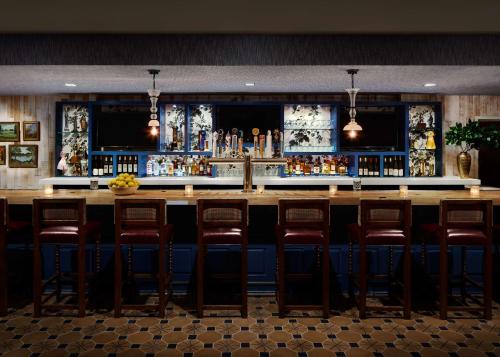 graduate by hilton storrs
