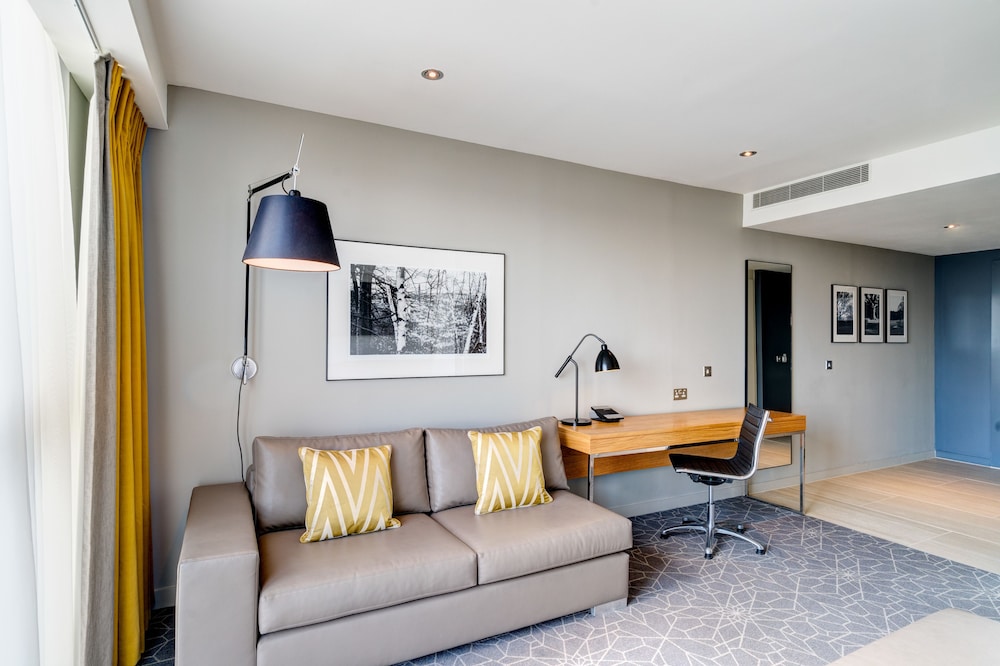 apex city quay hotel and spa