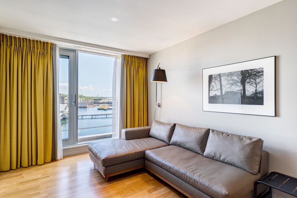 apex city quay hotel and spa