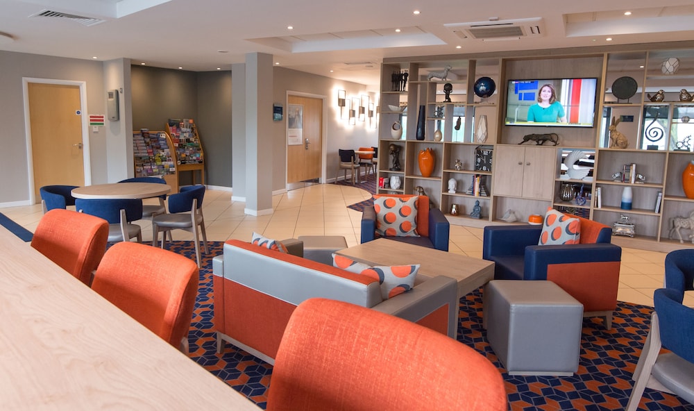 holiday inn express dunfermline by ihg