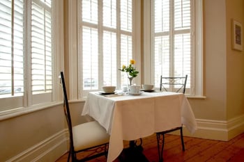 Gyves Guest House,Eastbourne>>East Sussex,4 star