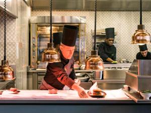 pullman paris la defense hotel