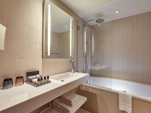 pullman paris la defense hotel