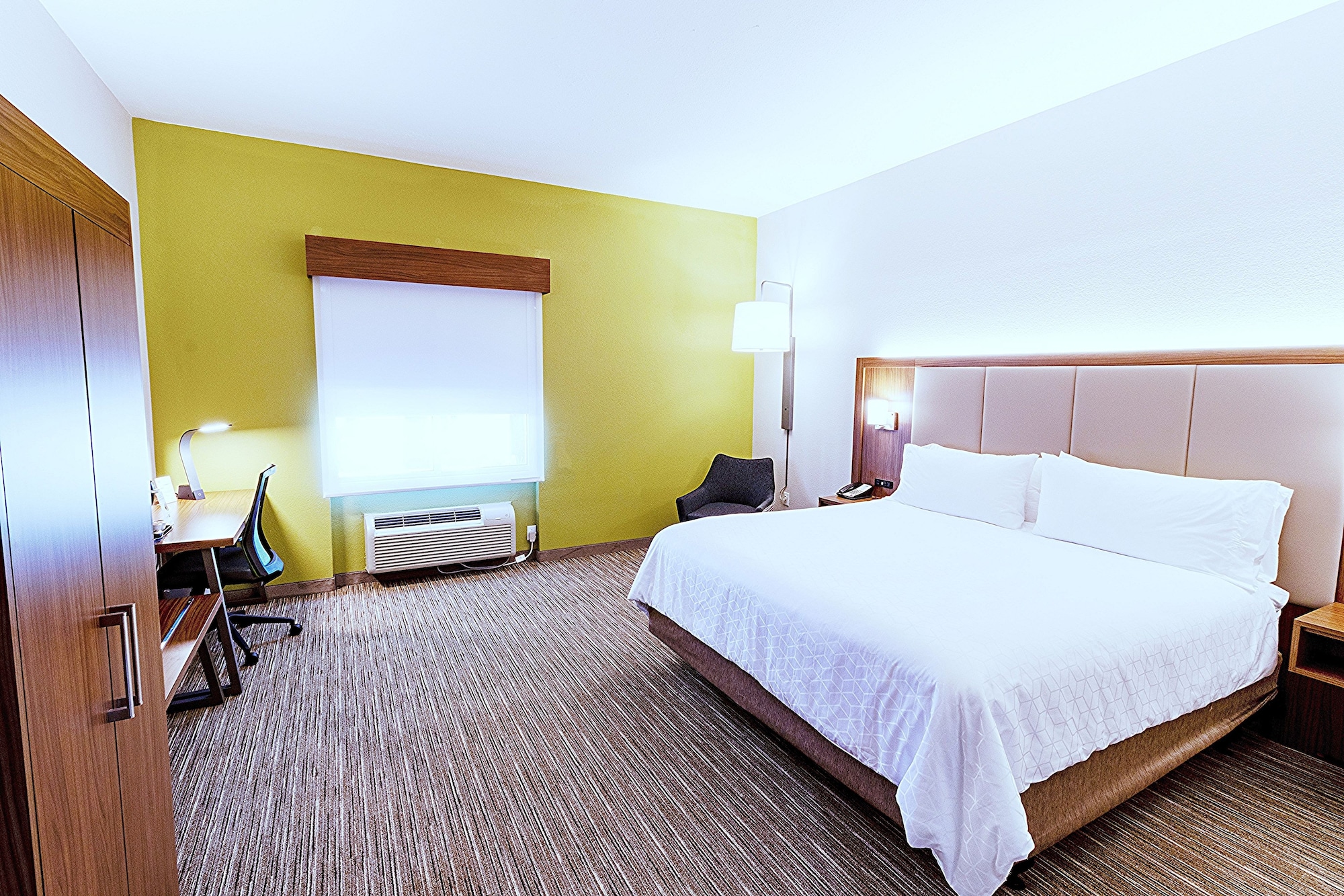 holiday inn express hotel and suites crestview by ihg