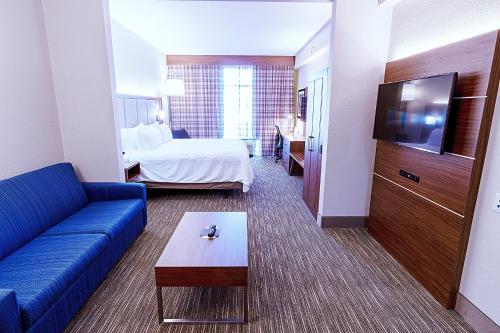 holiday inn express hotel and suites crestview by ihg