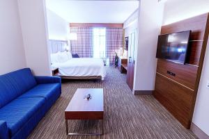 holiday inn express hotel and suites crestview by ihg
