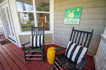 46 davis love cottage