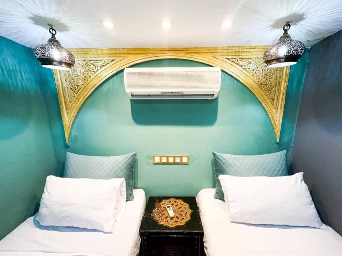 riad verus hostel adults only