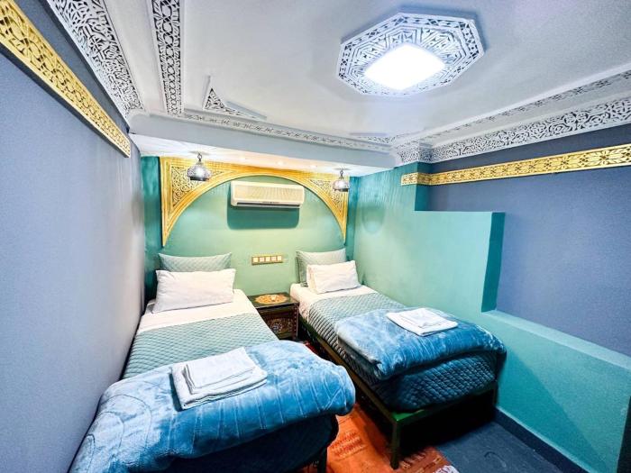 riad verus hostel adults only