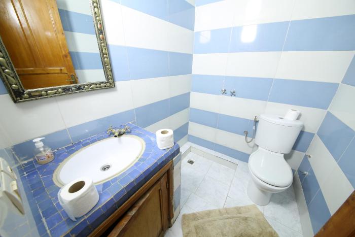 riad verus hostel adults only