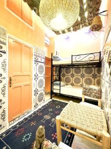 riad verus hostel adults only
