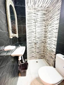 riad verus hostel adults only