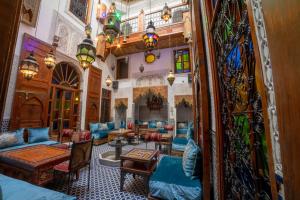 riad verus hostel adults only