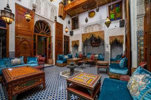 riad verus hostel adults only