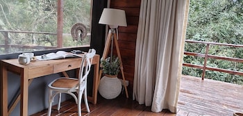 barefoot addo elephant lodge