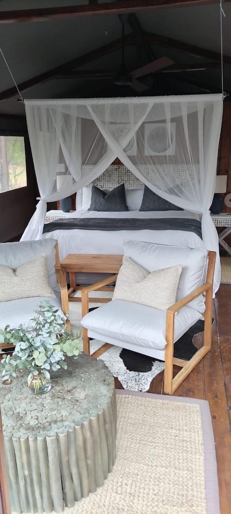 barefoot addo elephant lodge