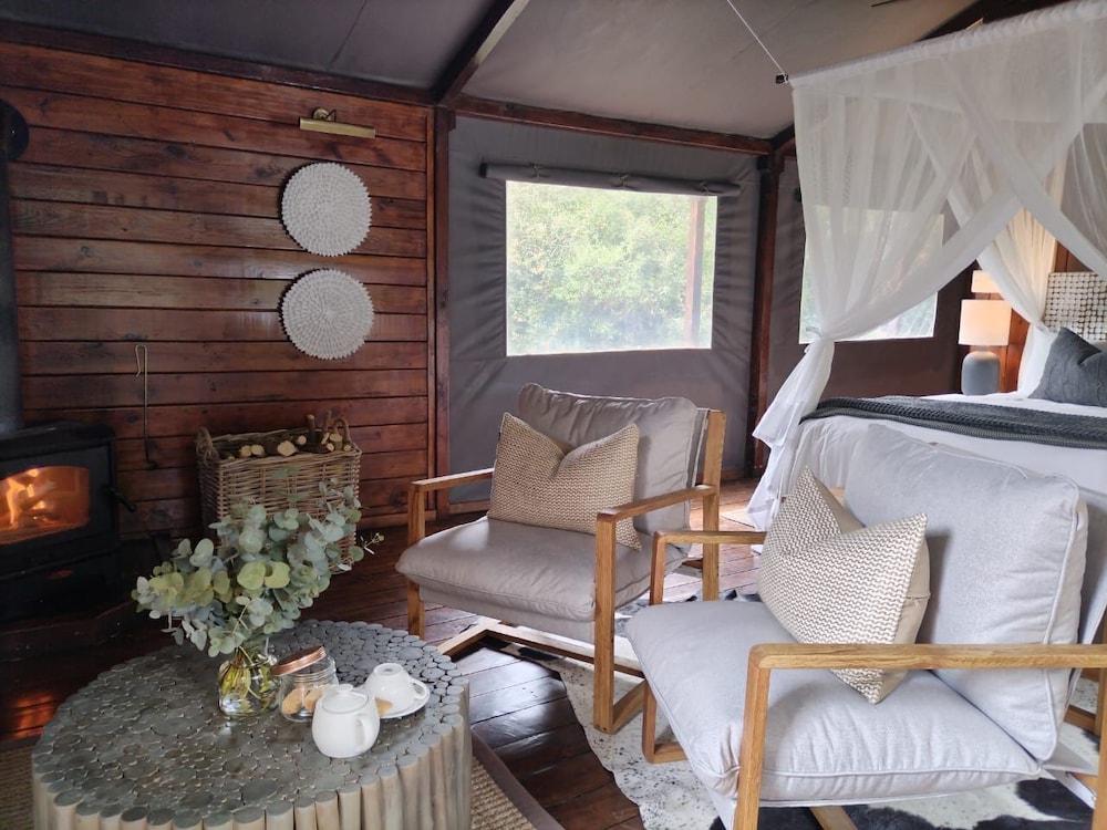 barefoot addo elephant lodge