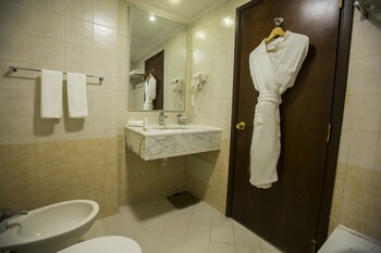the sanrock by le reve hotels