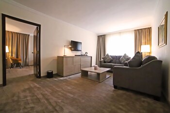 the sanrock by le reve hotels