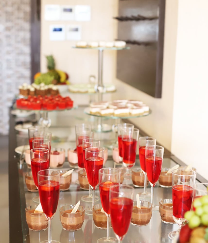 the sanrock by le reve hotels