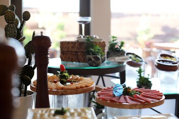 the sanrock by le reve hotels